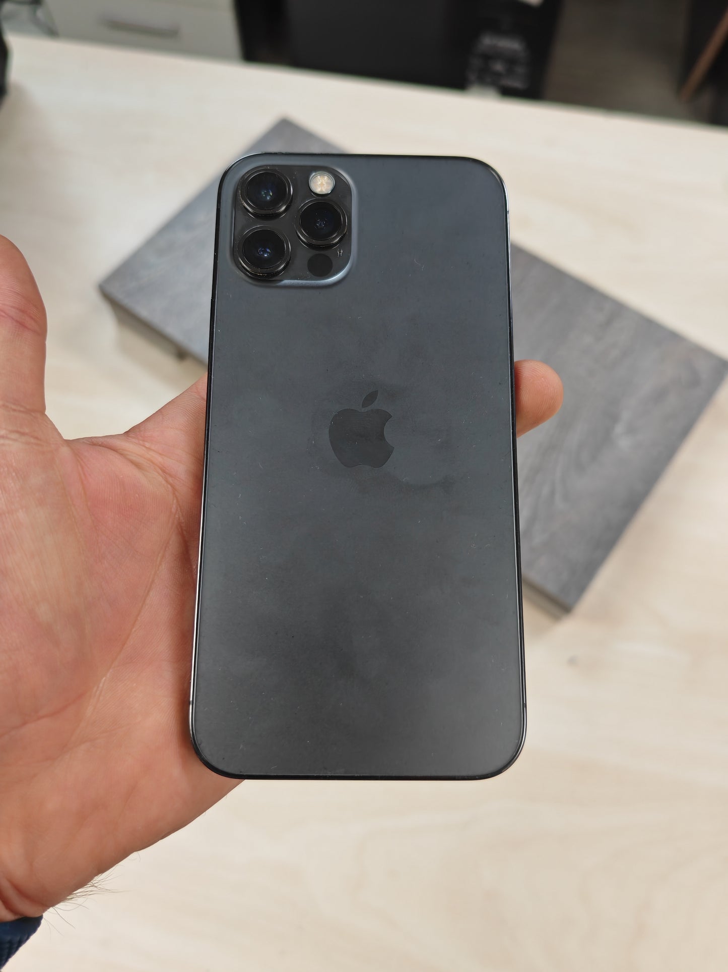 iPhone 12 Pro • 128GB • Odlično stanje • 91% Baterija • 3mj Jamstvo