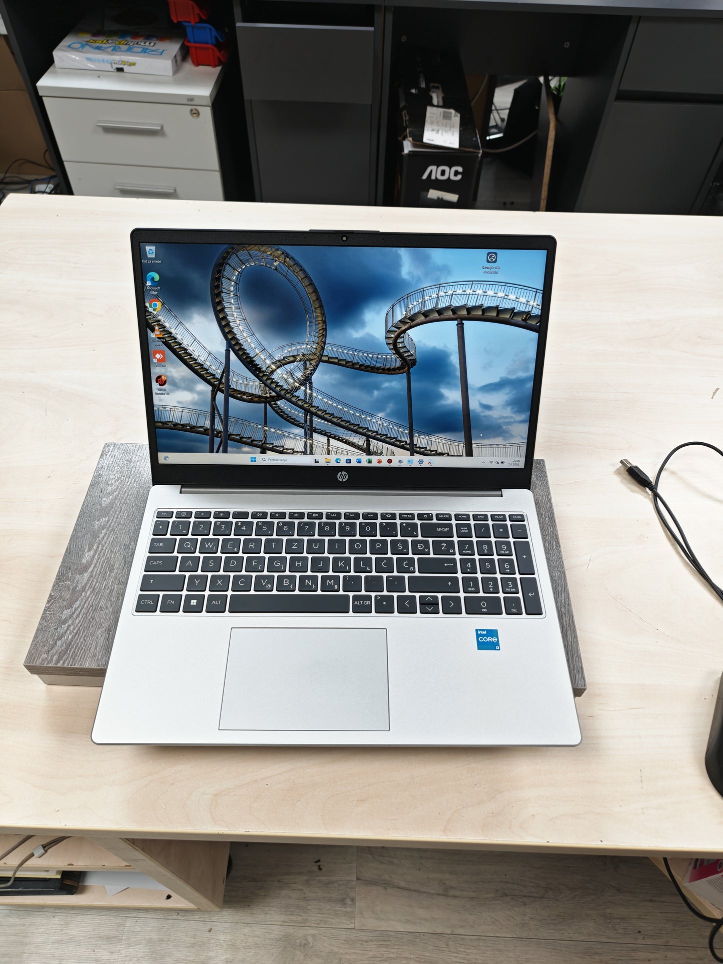 HP 250 G10 • i3-1315U • 16GB DDR4 • 512GB SSD • 15.6″ FHD • Wi-Fi 6 • 12mj Jamstvo • Win 11