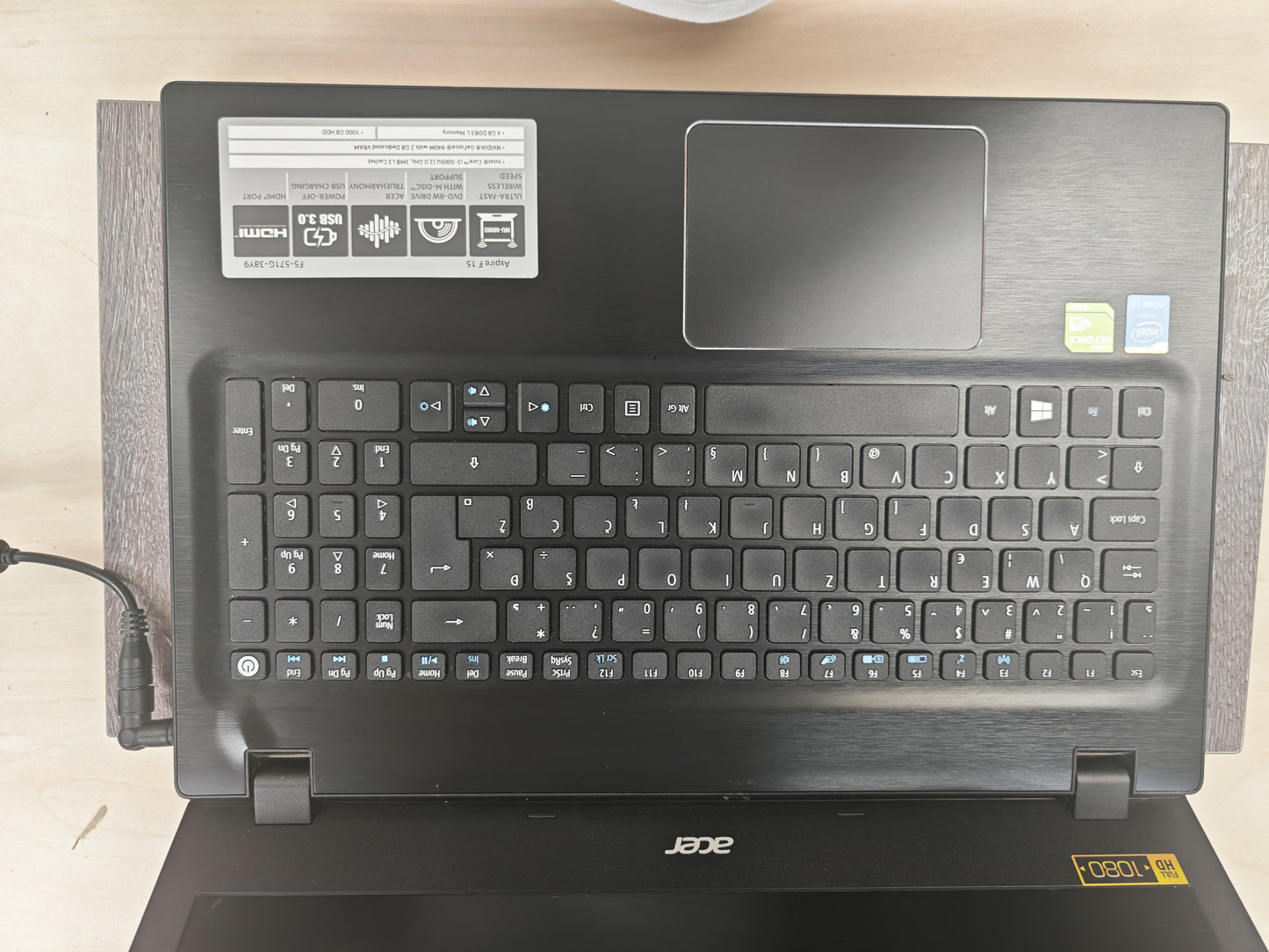 Acer Aspire F5-571G • i3-5005U • 8GB DDR3 • 240GB SSD • GeForce 940M 2GB • 15.6″ • 12mj Jamstvo • Win 11