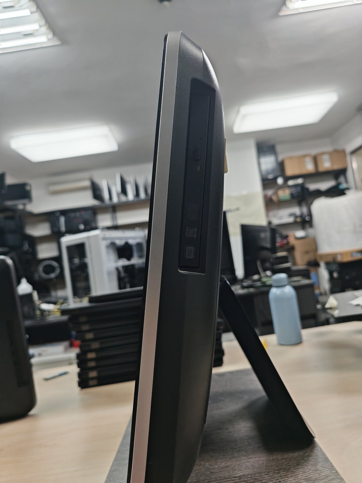 HP Pro 3520 AiO • Pentium G645 • 8GB DDR3 • 120GB SSD • 20″ • Wi-Fi • 3mj Jamstvo • Win 11