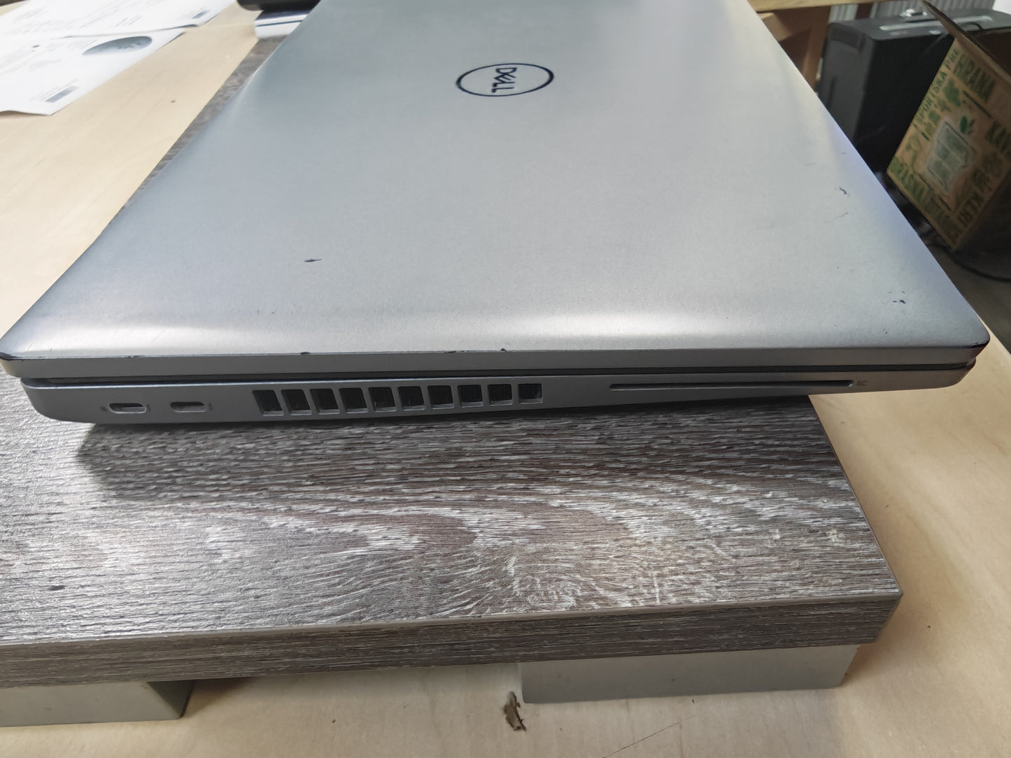 Dell Precision 3570 • i7-1255U • 16GB RAM • 477GB SSD • Win 11 Pro • 12mj Jamstvo