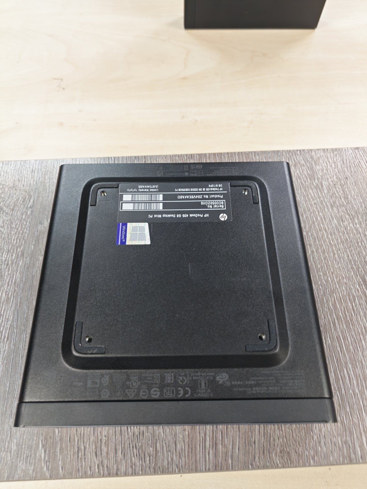 HP ProDesk 405 G6 Mini PC • Ryzen 3 PRO 3200GE • 16GB RAM • 256GB SSD • Win 11 Pro • 12mj Jamstvo