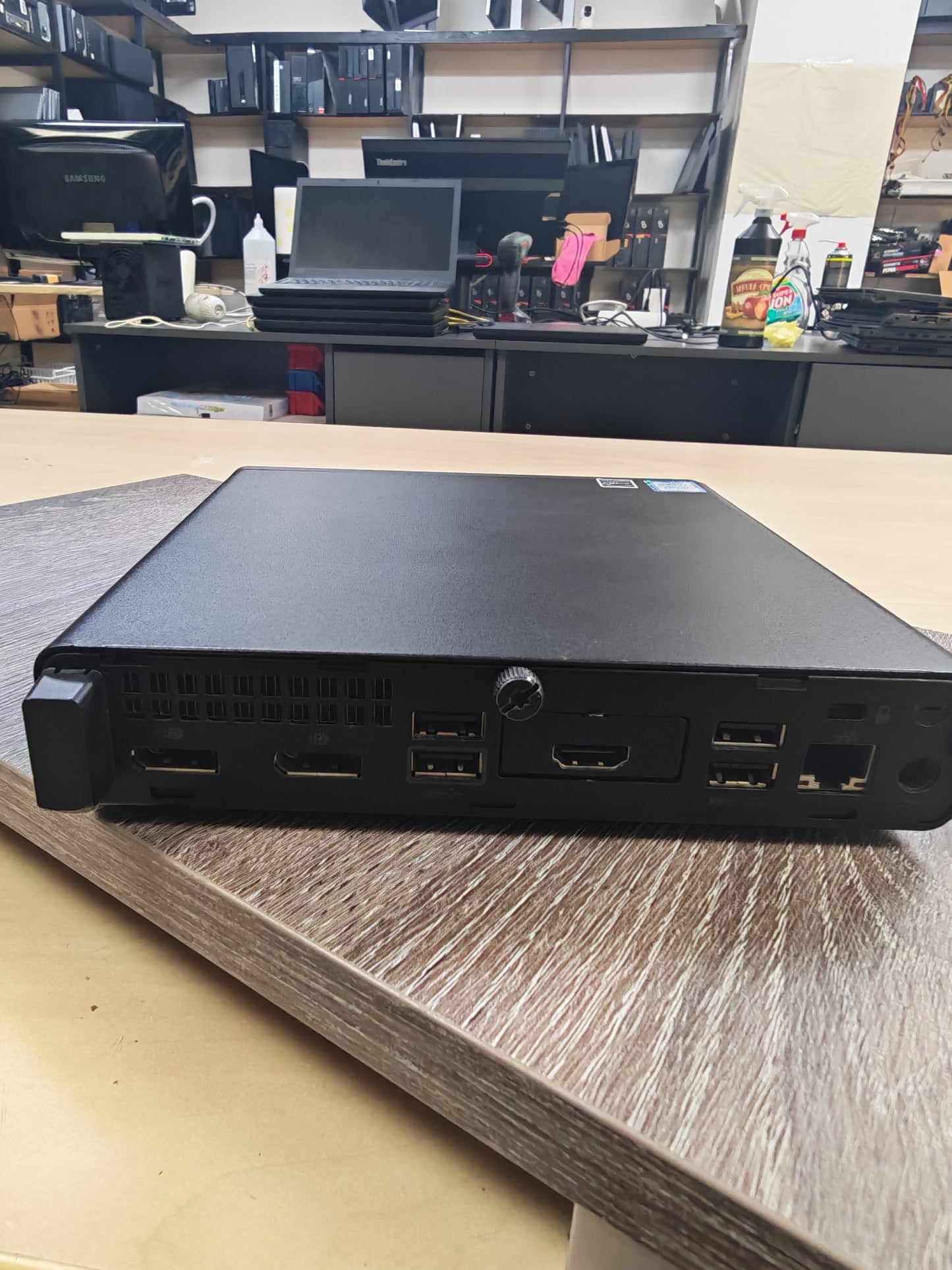 HP ProDesk 600 G4 Desktop Mini PC • i5-8500T • 16GB RAM • 256GB SSD • Win 11 Pro • 12mj Jamstvo