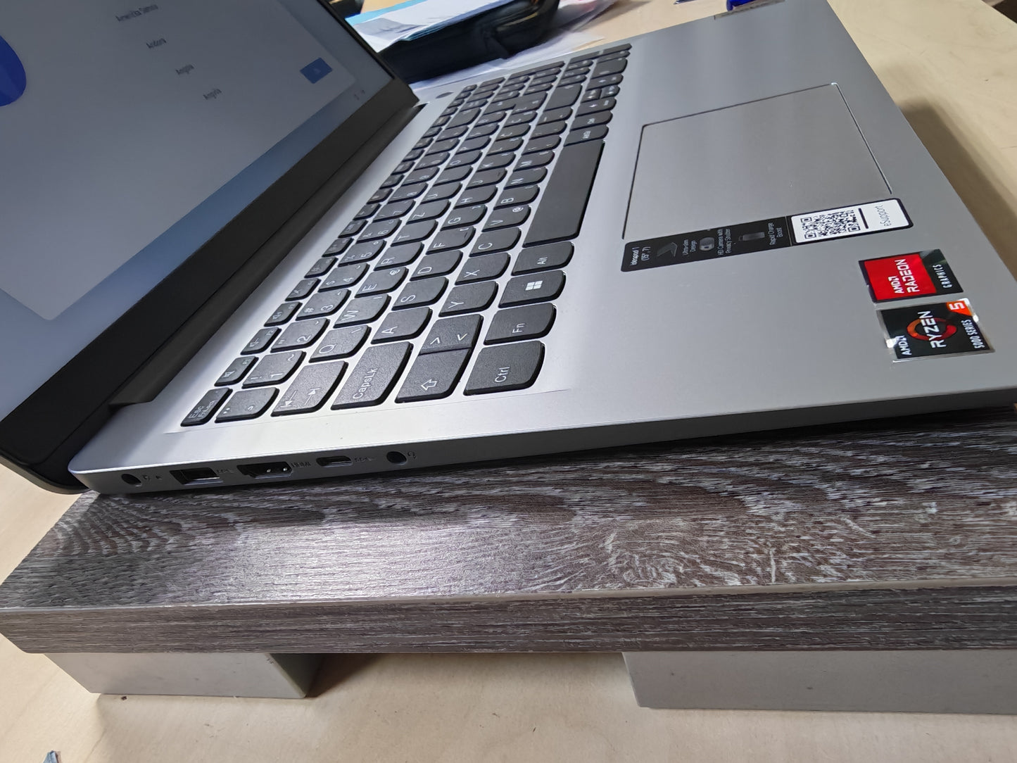 Lenovo IdeaPad 1 15ALC7 • Ryzen 5 5500U • 8GB RAM • 512GB SSD • 15.6" FHD • Win 11 Pro • 12mj Jamstvo
