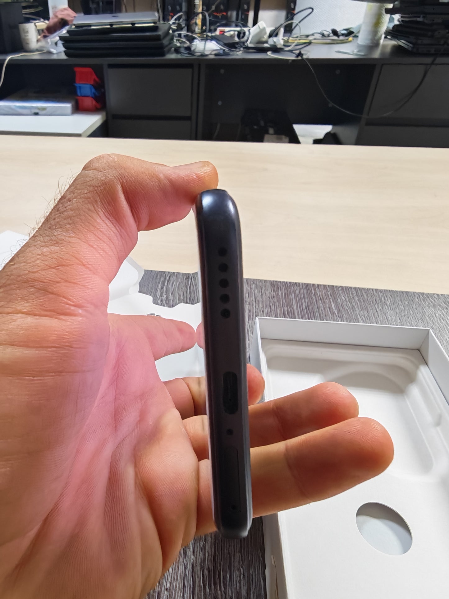 Honor 400 Pro • 12GB RAM • 512GB • 5G • Dual SIM • Midnight Black • 3mj Jamstvo