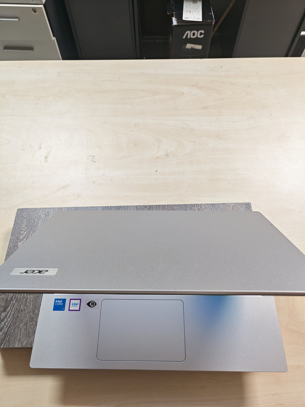 Acer TravelMate P215-55-TCO • Intel Core 5 120U • 16GB RAM • 512GB SSD • Win 11 • 12mj Jamstvo