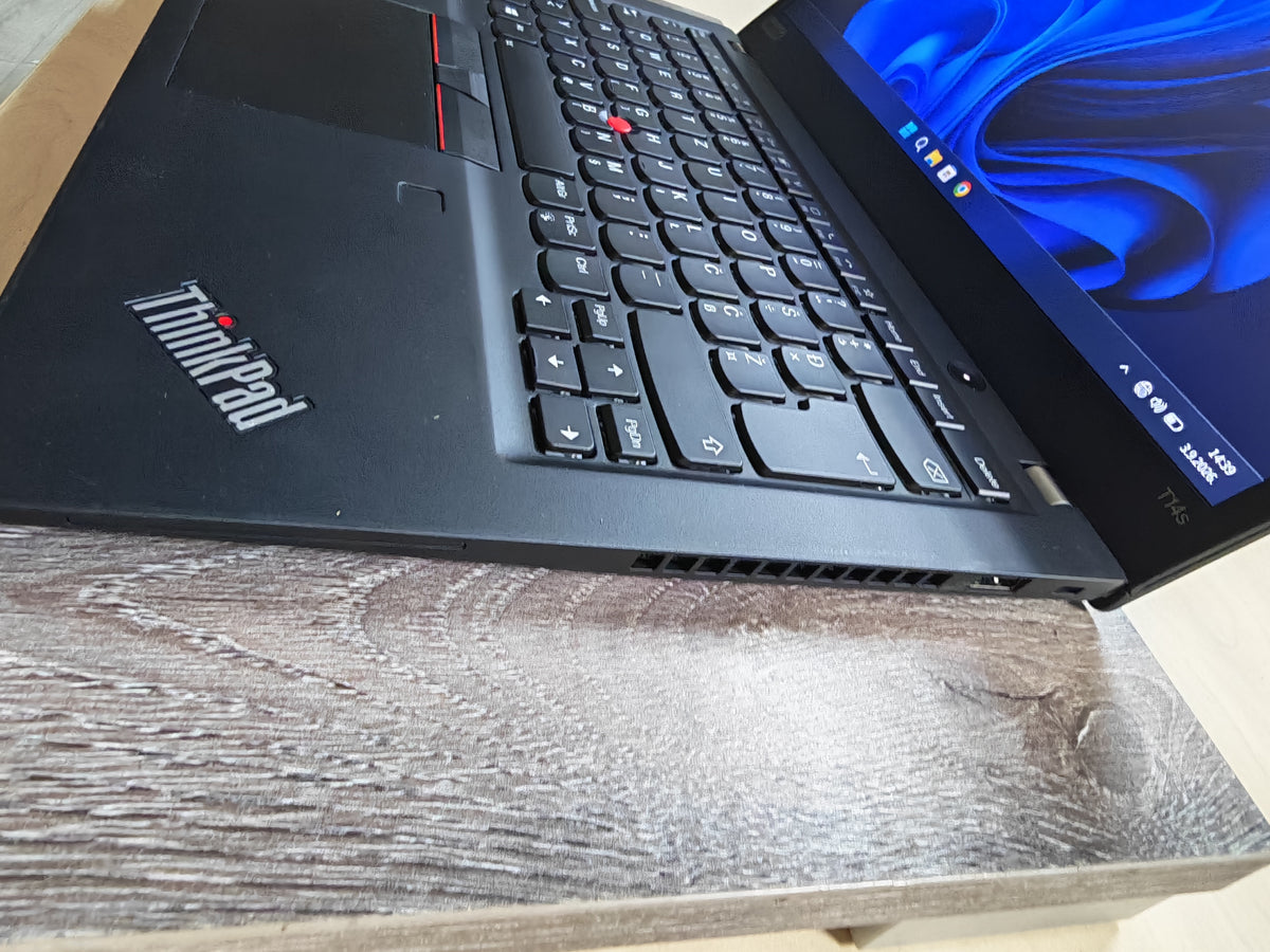 Lenovo ThinkPad T14s Gen 1 Touch • i5-10310U • 16GB RAM • 512GB SSD • Win 11 • 12mj Jamstvo