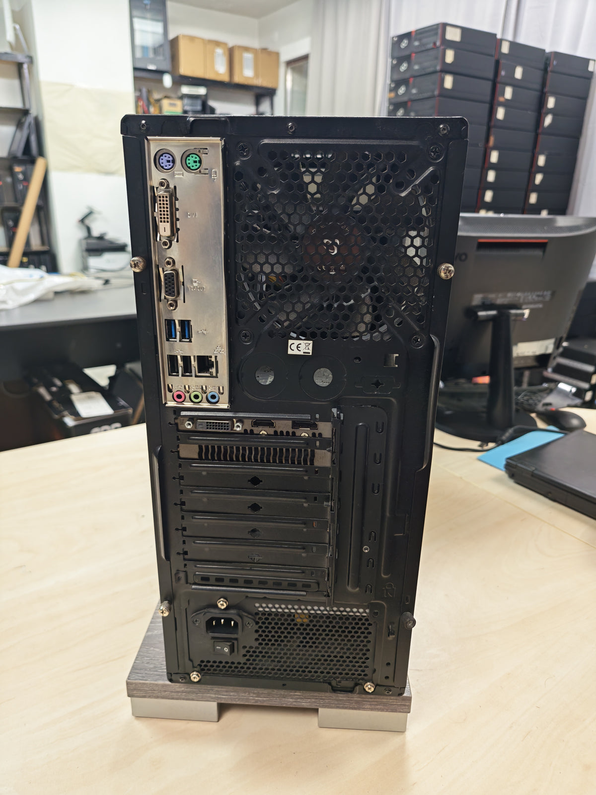 Gaming PC budget • i7-4770K • GTX 1650 SUPER 4GB • 16GB RAM • 500GB HDD + 240 SSD • Win 11 • 12mj Jamstvo