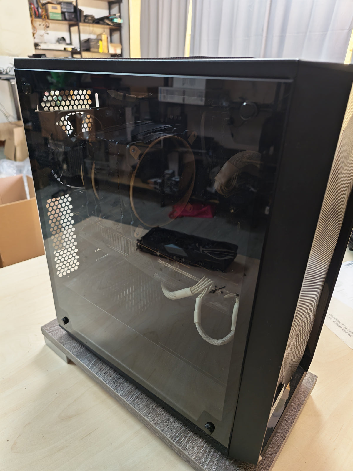 Gaming PC • Ryzen 5 3600 • GTX 1070 Ti 8GB • 16GB RAM • 1TB NVMe • Win 11 Pro • 6mj Jamstvo