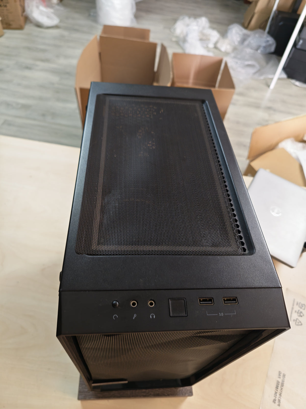 Gaming PC • Ryzen 5 3600 • GTX 1070 Ti 8GB • 16GB RAM • 1TB NVMe • Win 11 Pro • 6mj Jamstvo