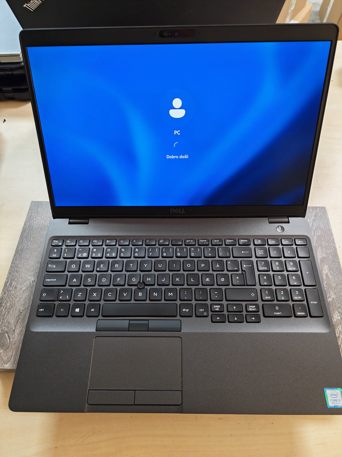 Dell Latitude 5500 • i5-8365U • 8GB RAM • 512GB M.2 SSD • Full HD • Win 11 • 12mj Jamstvo