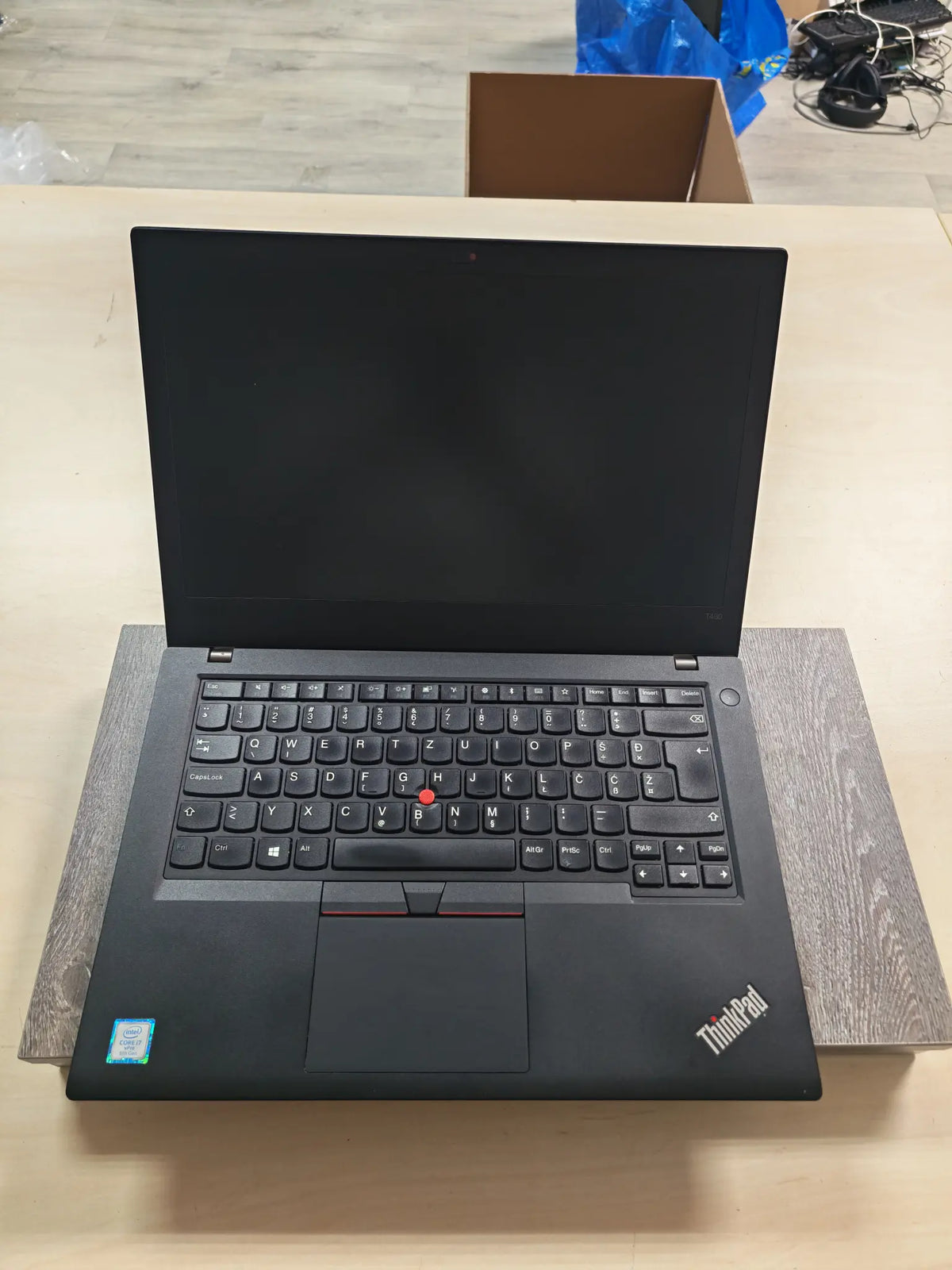 Lenovo ThinkPad T480 • i7-8650U • 16GB RAM • 240GB SSD • HD • Win 11 Pro • 12mj Jamstvo