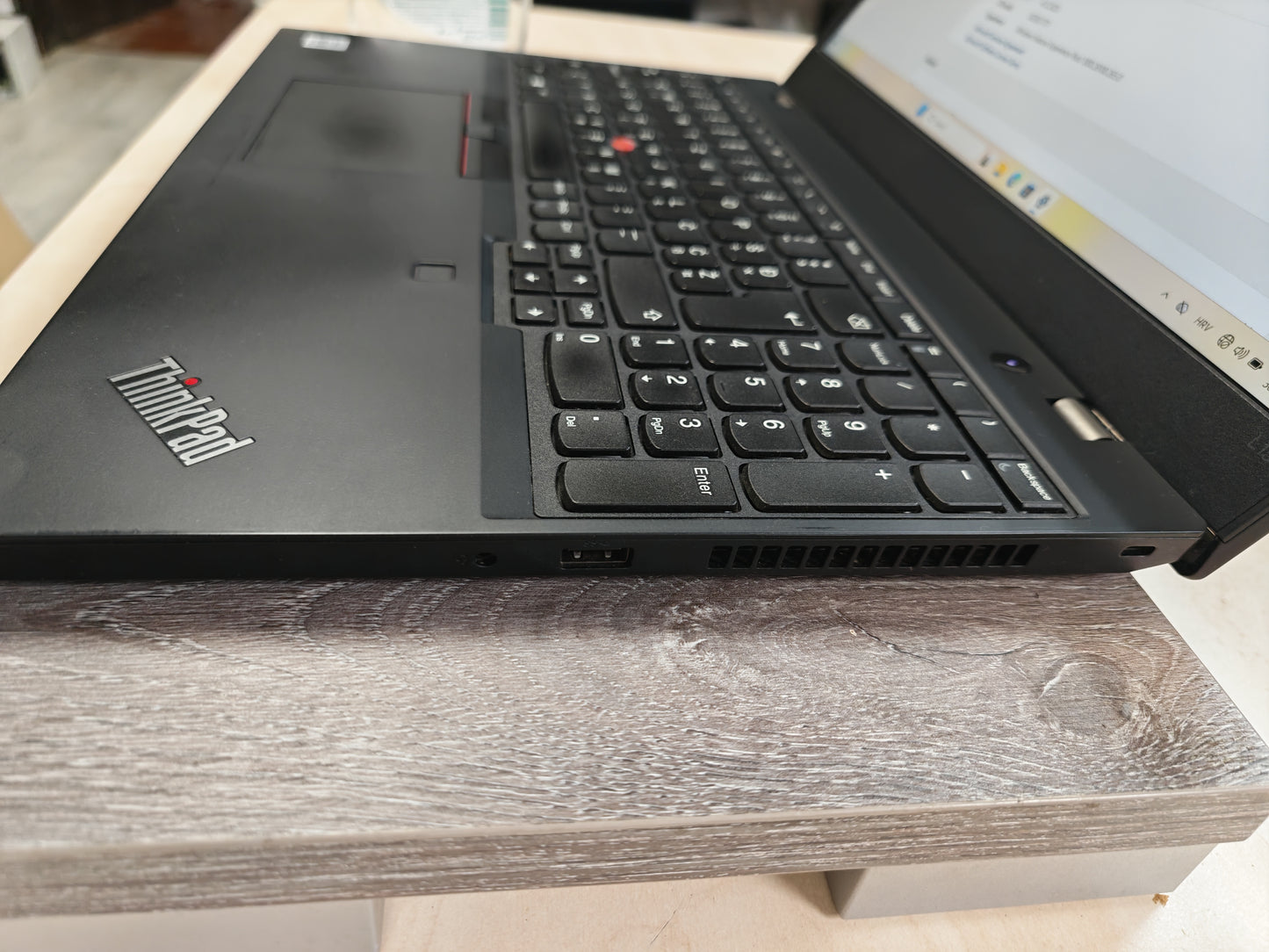 Lenovo ThinkPad L15 Gen 1 • i5-10210U • 8GB RAM • 240GB SSD • Win 11 Pro • Docking • 12mj Jamstvo